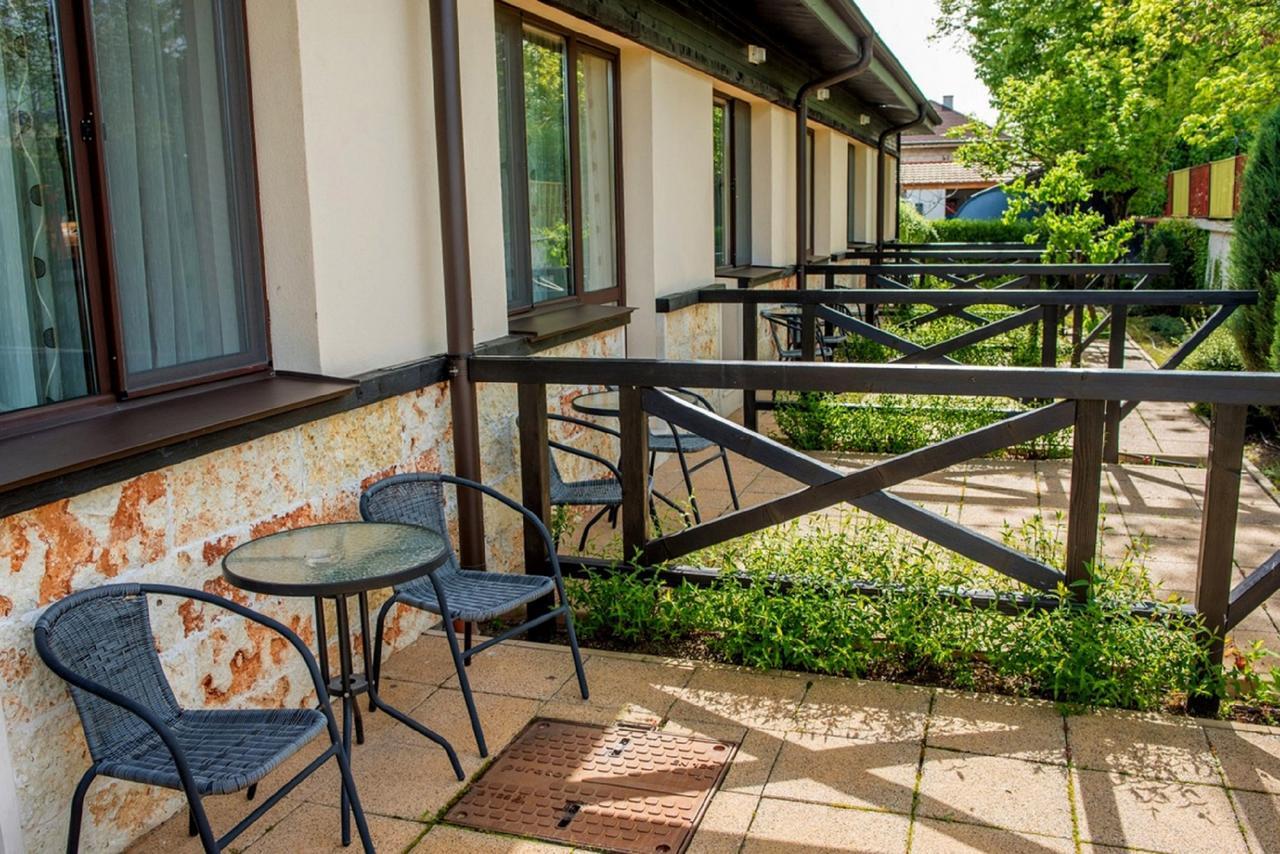 Hotel Complex Jitari à Zhitnitsa Extérieur photo